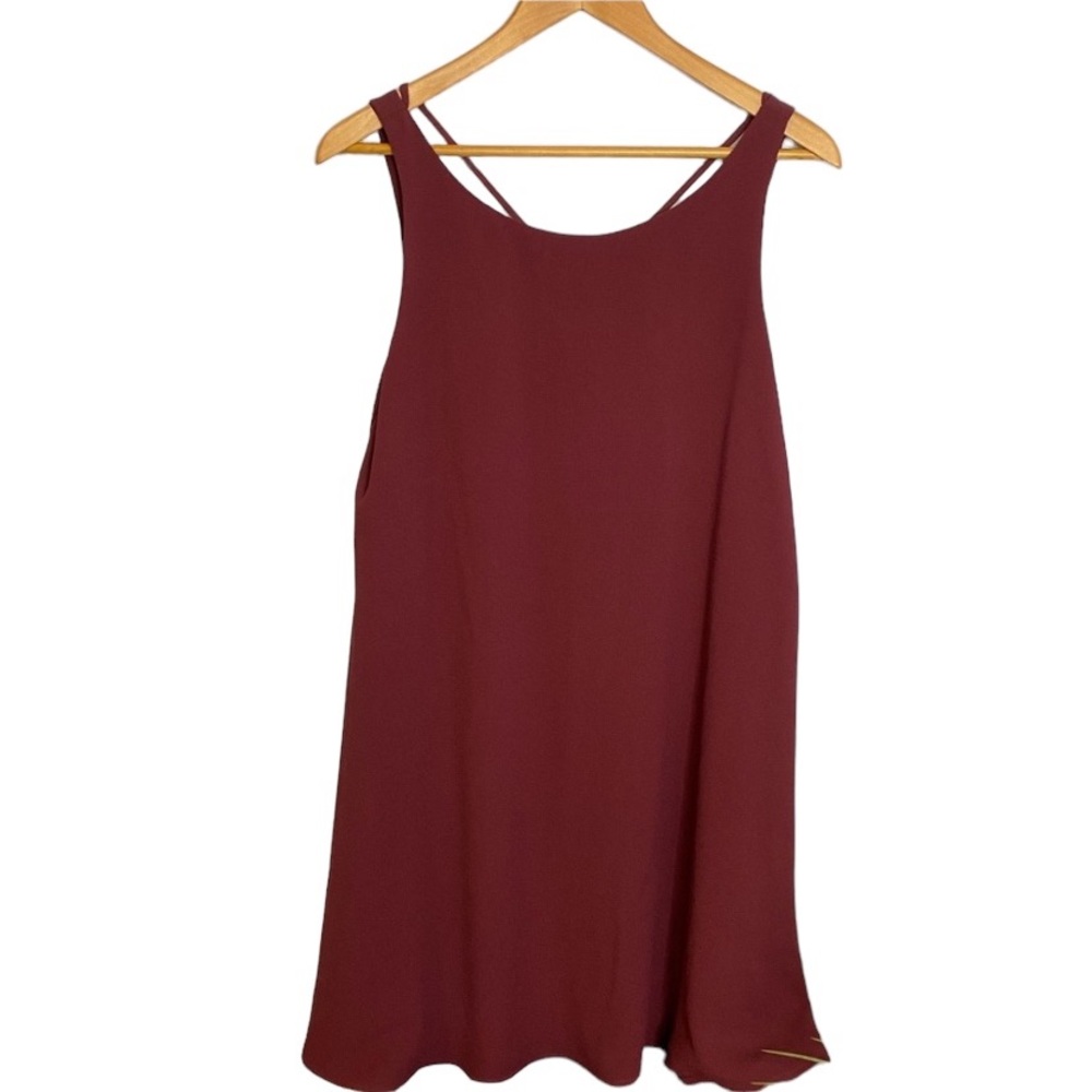 WAYf  burgundy size medium dress